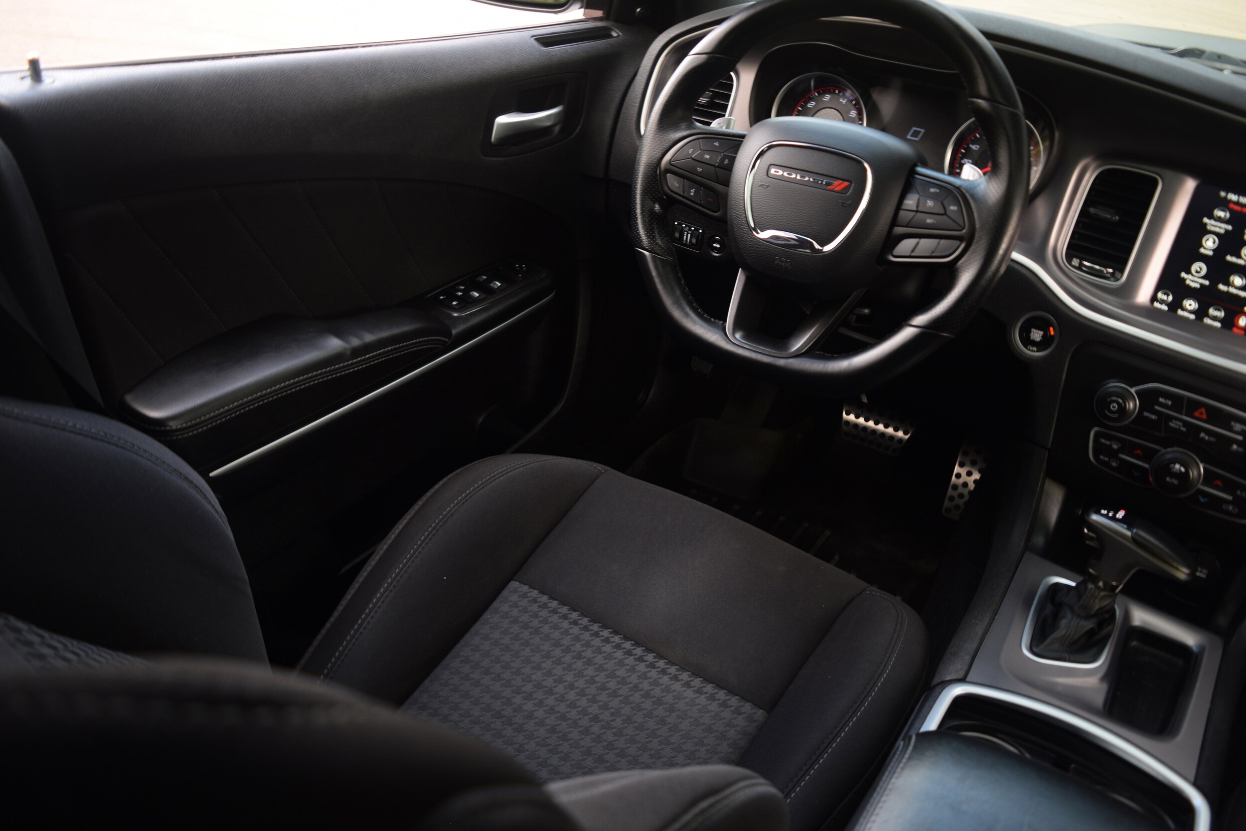 2020 Dodge Charger R/T photo 2