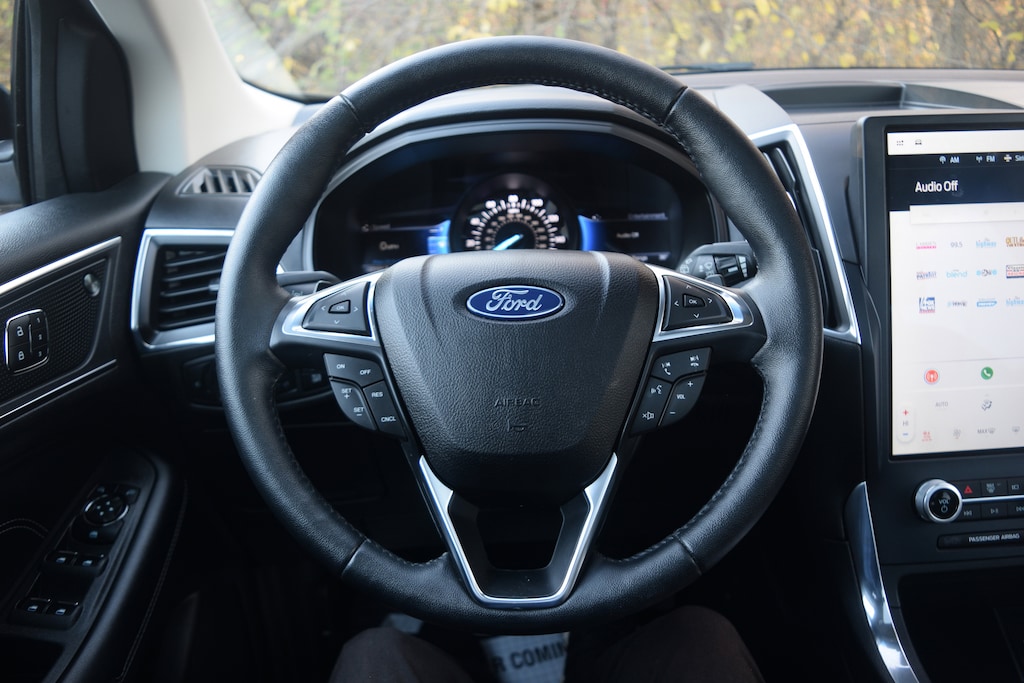 Used 2022 Ford Edge Titanium SUV