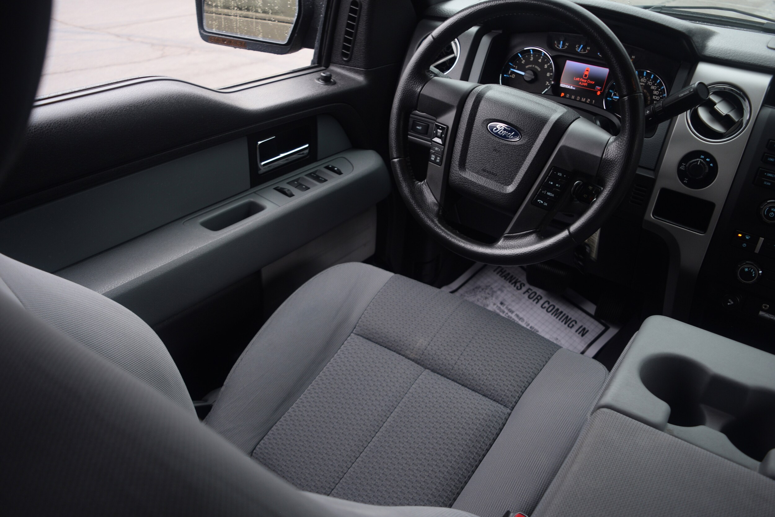 2012 Ford F-150 XLT photo 2