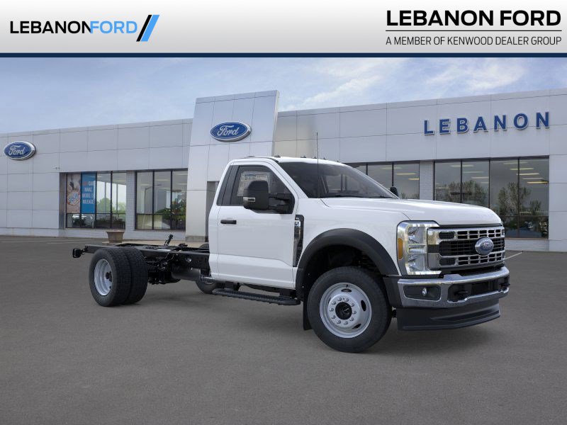 2026 Ford F-550 Super Duty Chassis Cab XL's photo