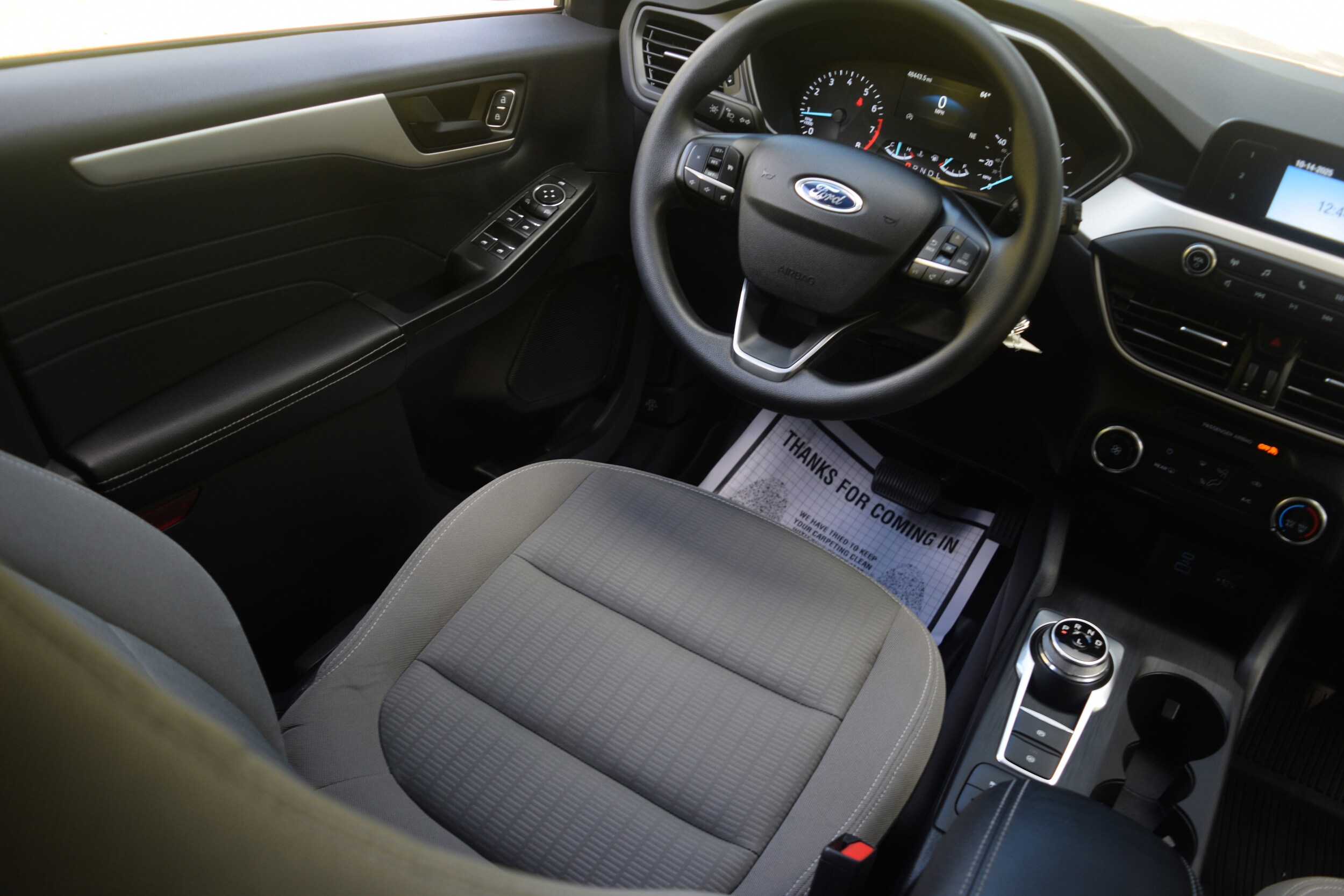2022 Ford Escape S photo 2