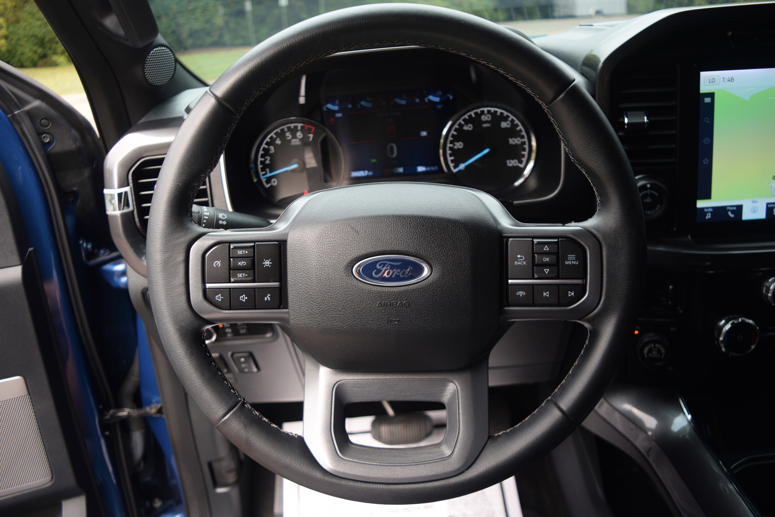 2023 Ford F-150 XLT photo 4