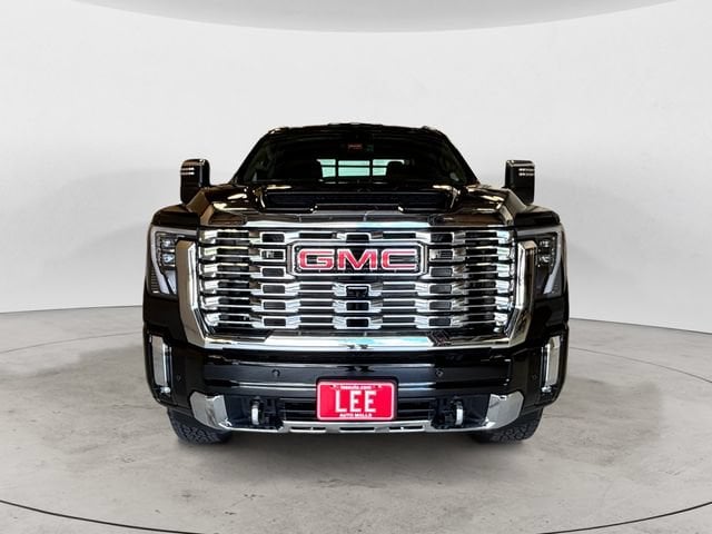 2026 GMC Sierra 3500HD Denali - Photo 9