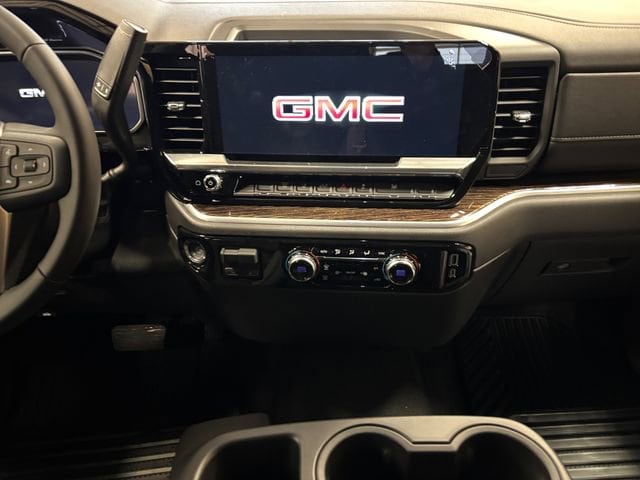 2026 GMC Sierra 2500HD SLE - Photo 12
