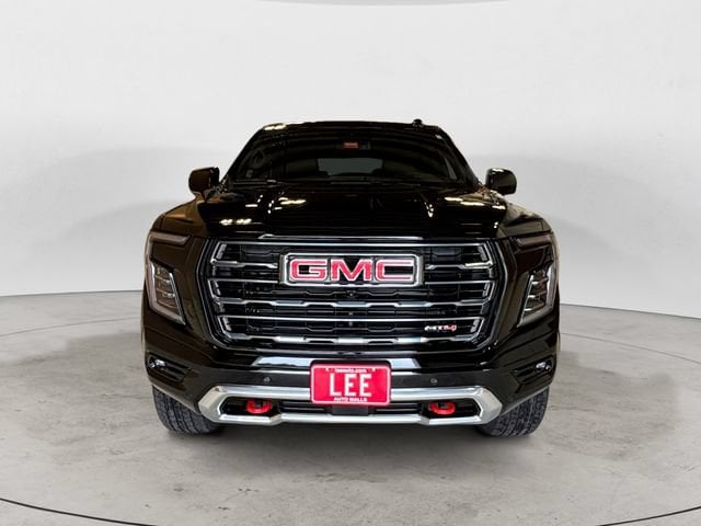 2026 GMC Yukon AT4 - Photo 9