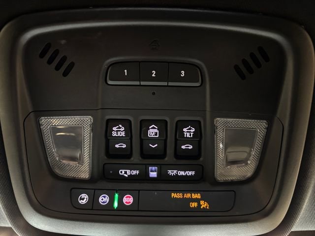 2023 Chevrolet Traverse RS - Photo 23