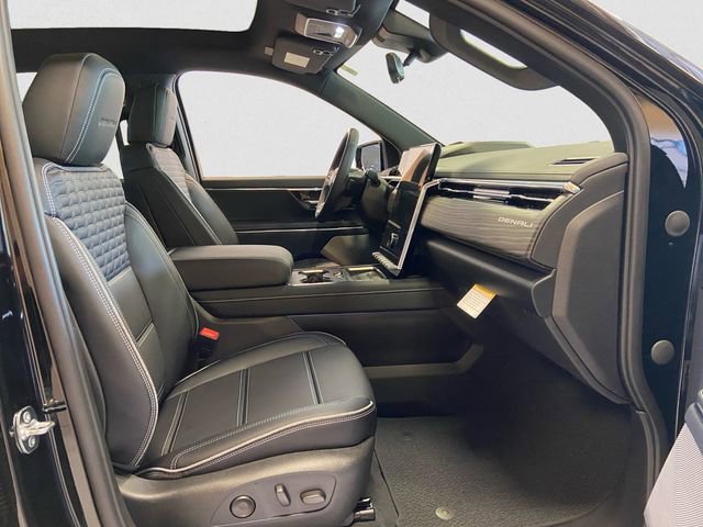2025 GMC Sierra EV Denali - Photo 16