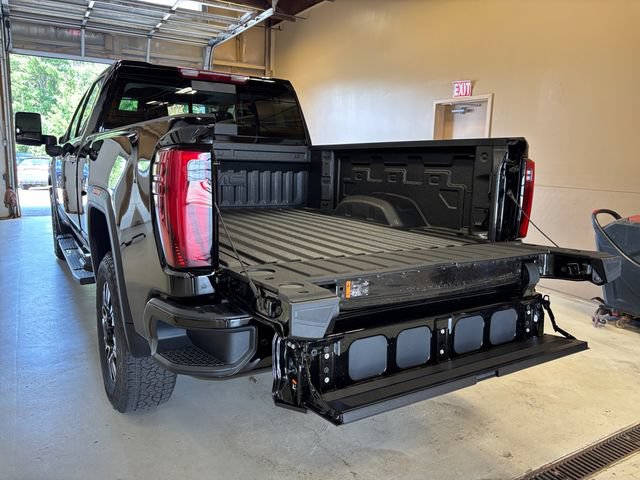 2026 GMC Sierra 3500HD Denali - Photo 19