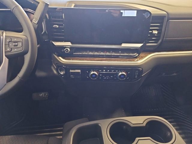 2026 GMC Sierra 1500 SLE - Photo 12