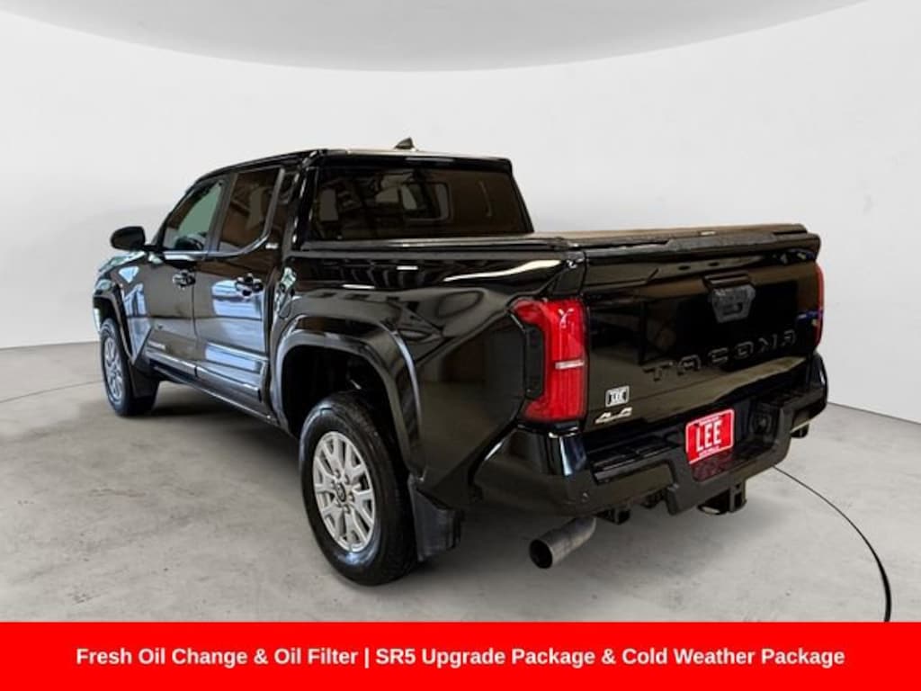 Used 2024 Toyota Tacoma 4WD SR5