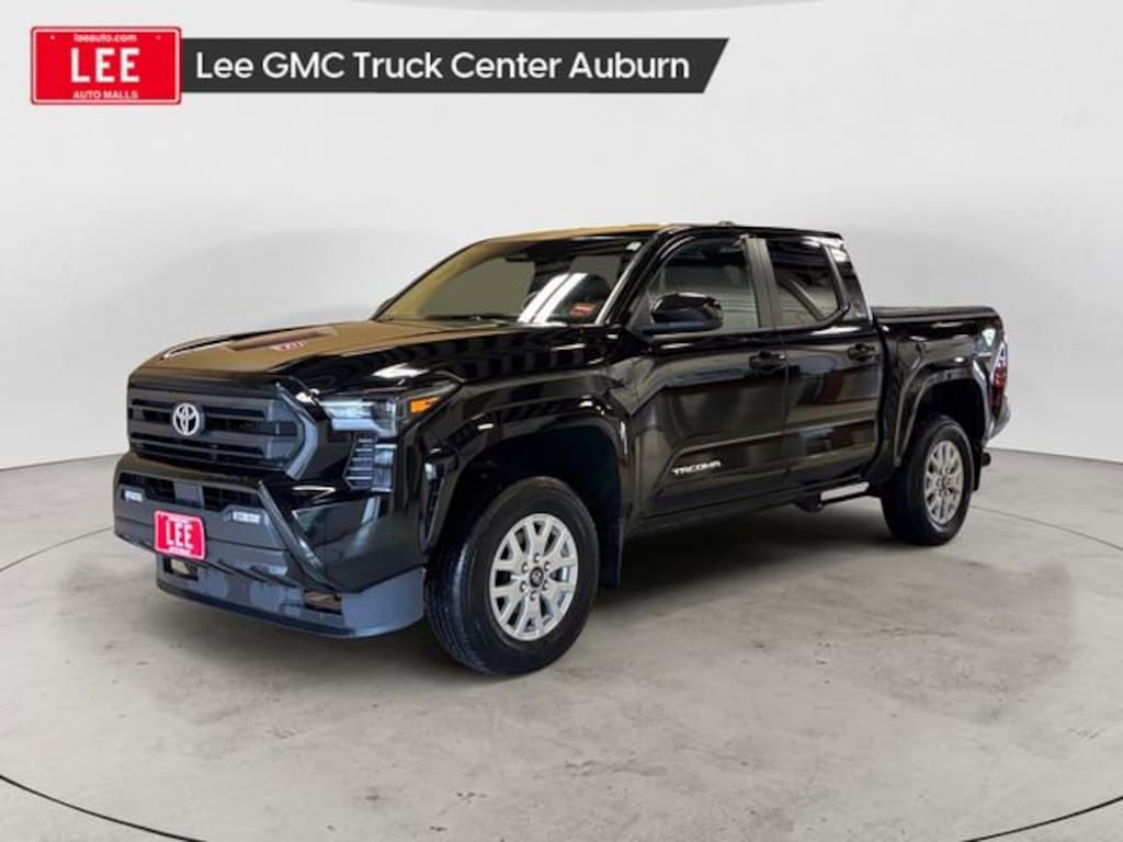 Used 2024 Toyota Tacoma 4WD SR5