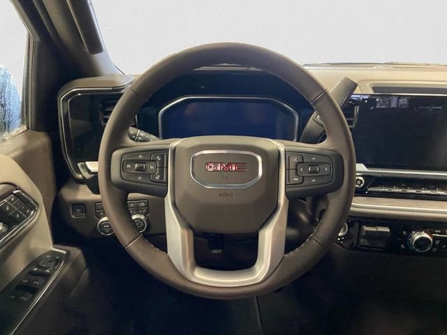 2026 GMC Sierra 1500 SLT - Photo 13