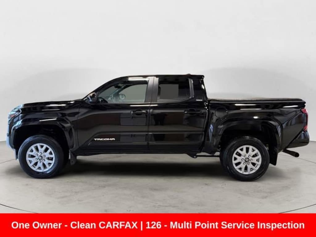 Used 2024 Toyota Tacoma 4WD SR5