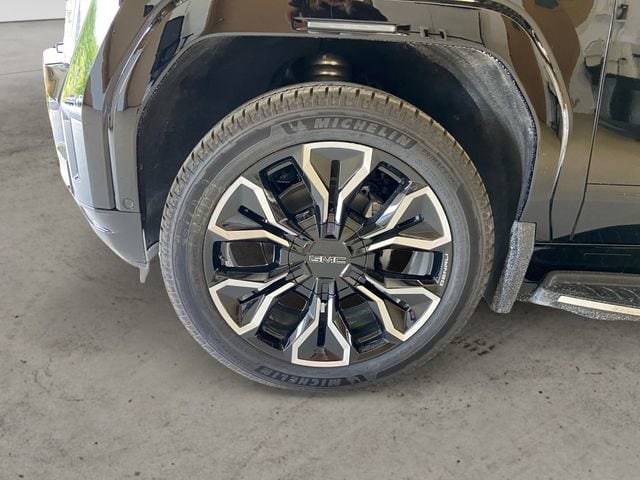 2025 GMC Sierra EV Denali - Photo 15