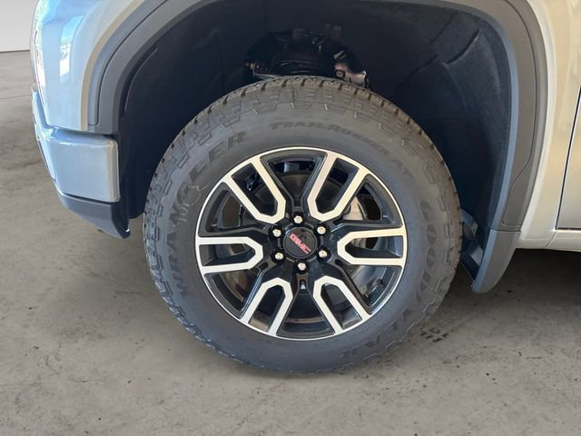 2026 GMC Sierra 1500 AT4 - Photo 15