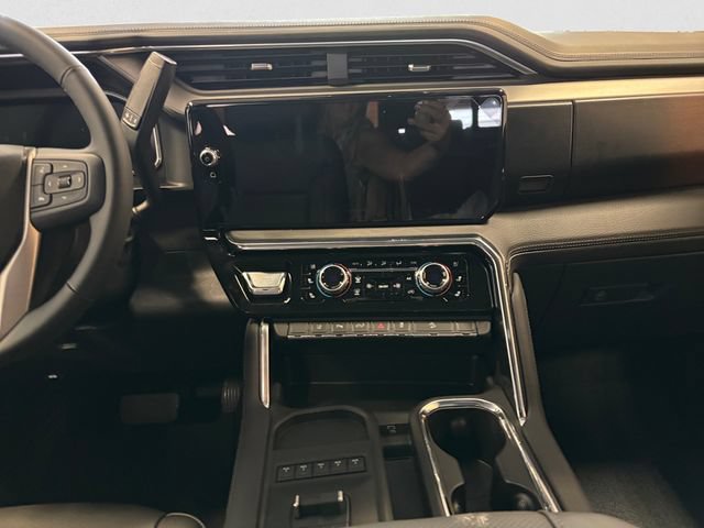 2026 GMC Sierra 3500HD Denali - Photo 12