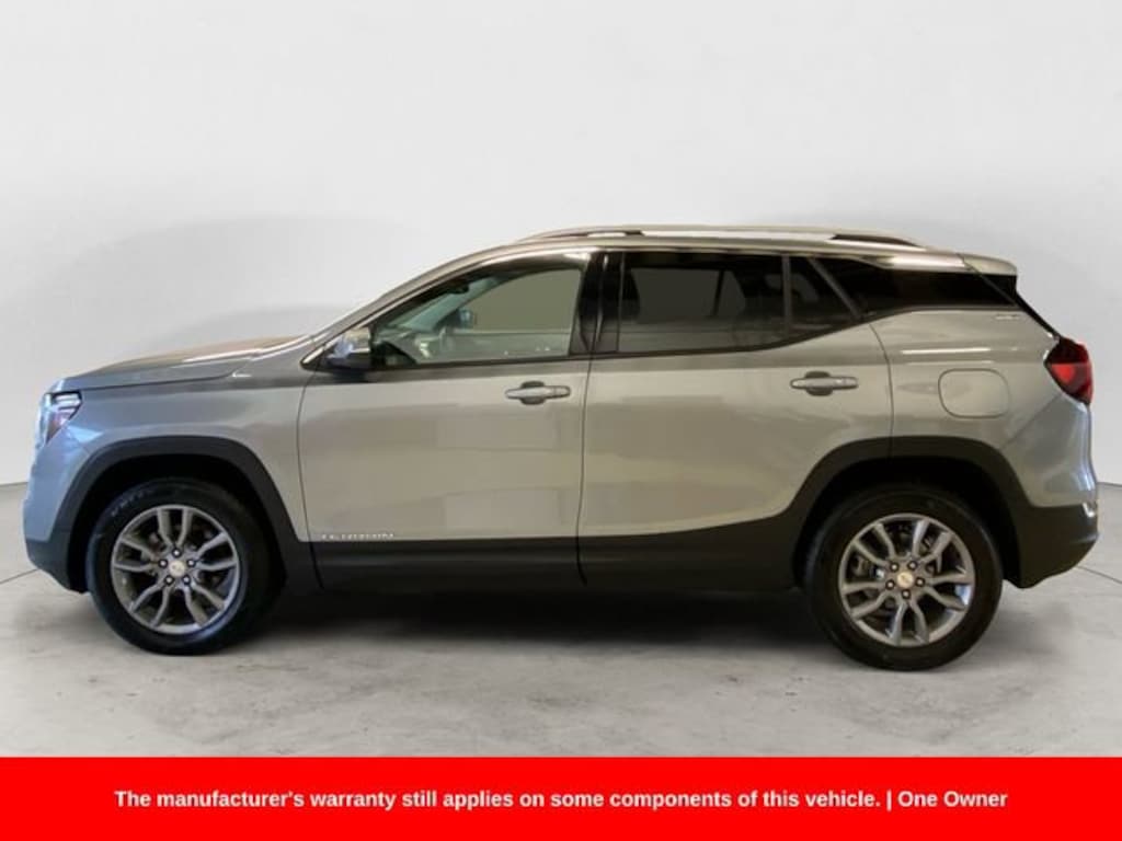 Used 2024 GMC Terrain SLT SUV