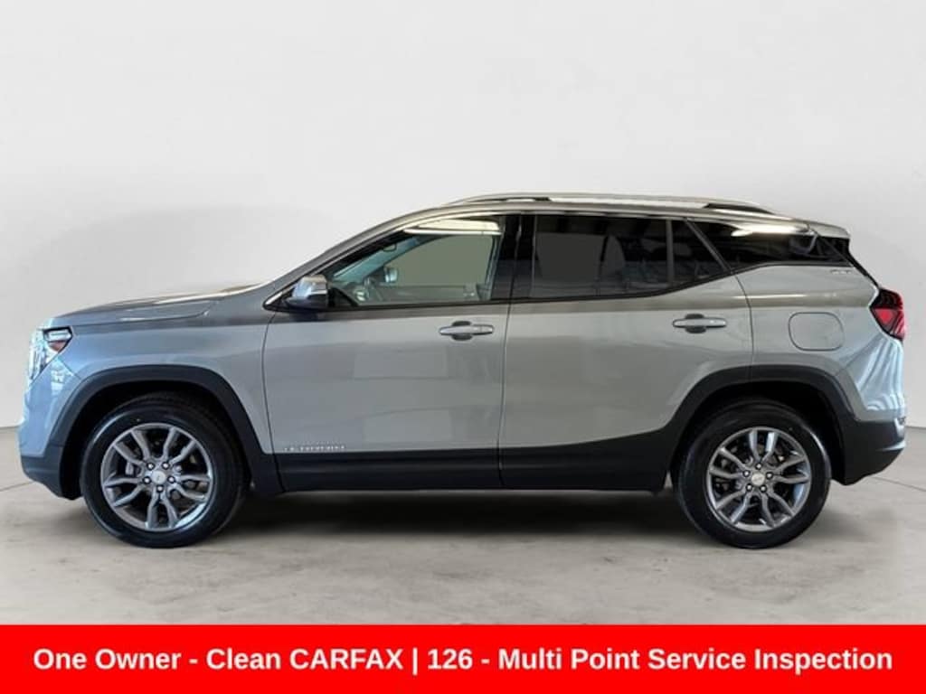 Used 2024 GMC Terrain SLT SUV