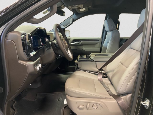 2026 GMC Sierra 1500 SLT - Photo 10