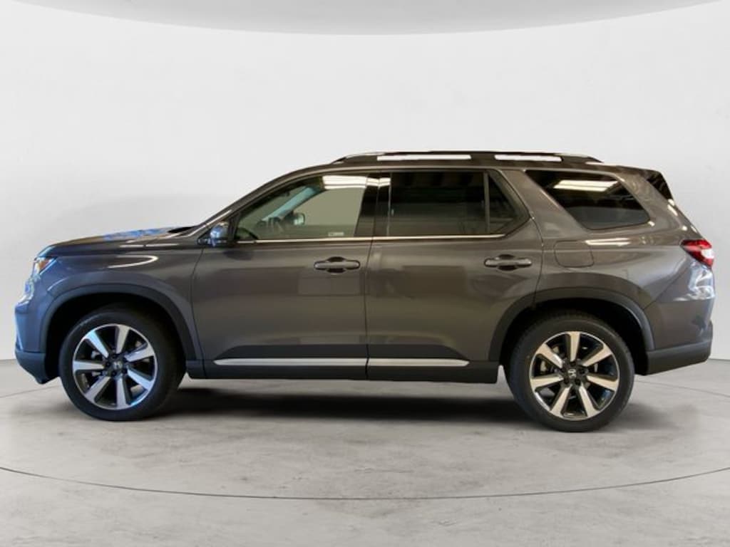 New 2025 Honda Pilot Touring SUV