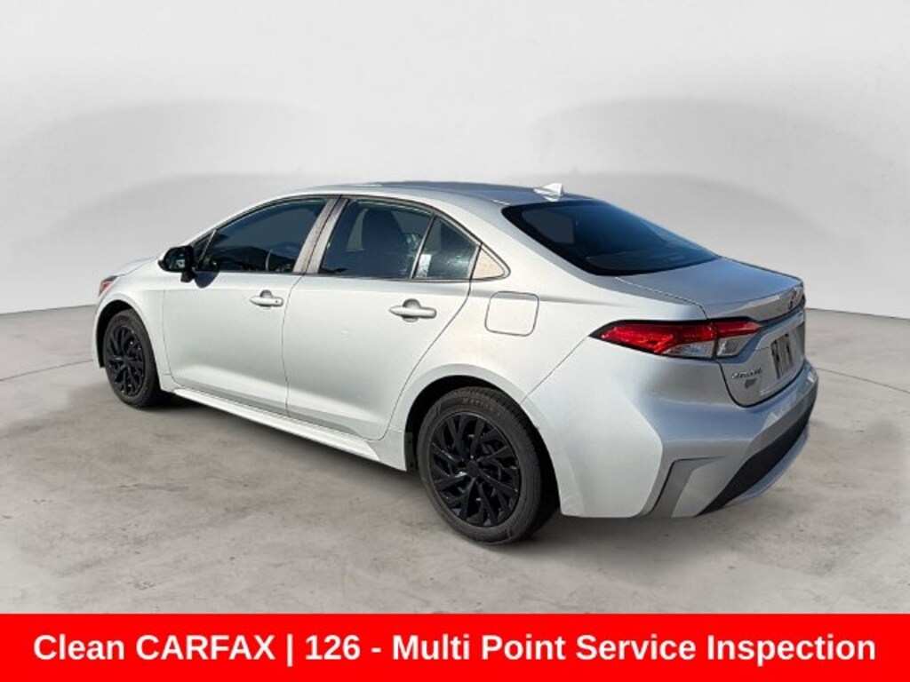 Used 2022 Toyota Corolla LE Sedan