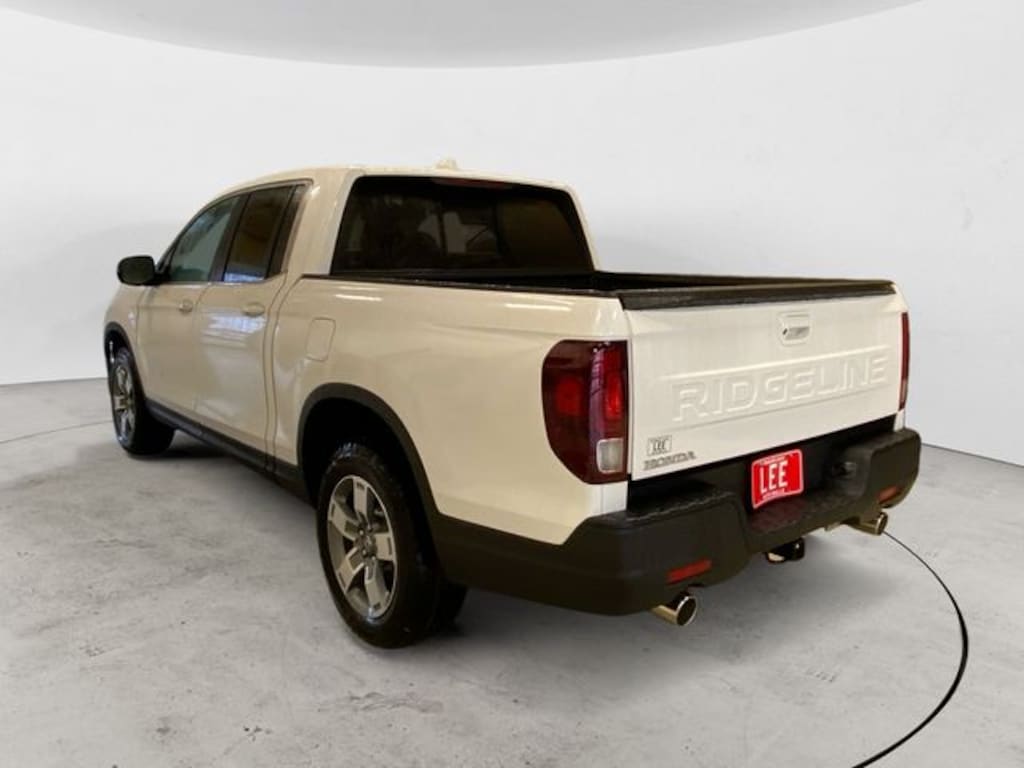 New 2026 Honda Ridgeline RTL Truck Crew Cab