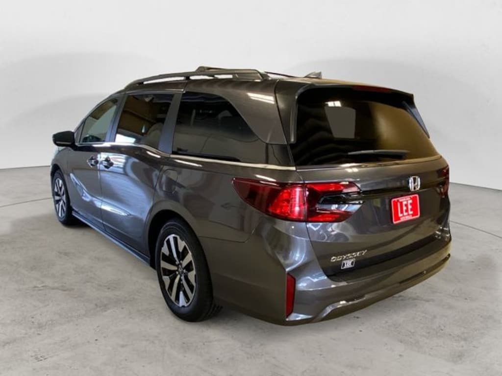 New 2026 Honda Odyssey EX-L Van Passenger
