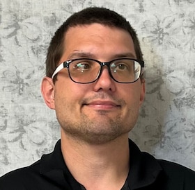 Staff member Justin Locke from ID_80880f