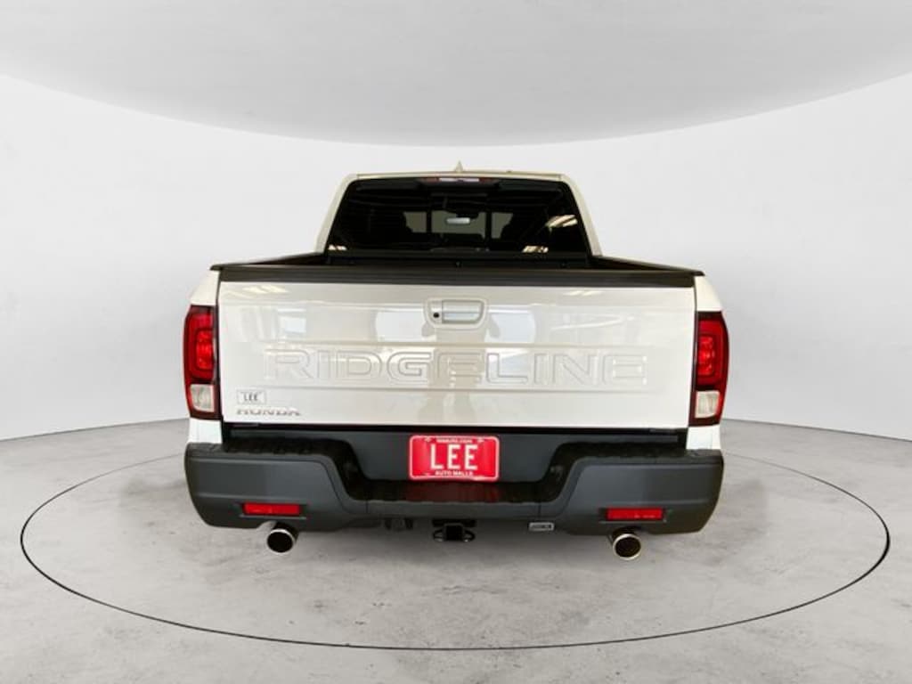 New 2026 Honda Ridgeline RTL Truck Crew Cab
