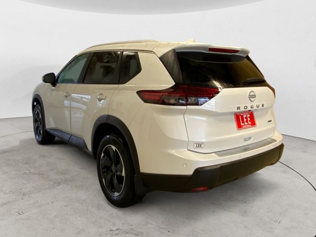 New 2026 Nissan Rogue SV SUV
