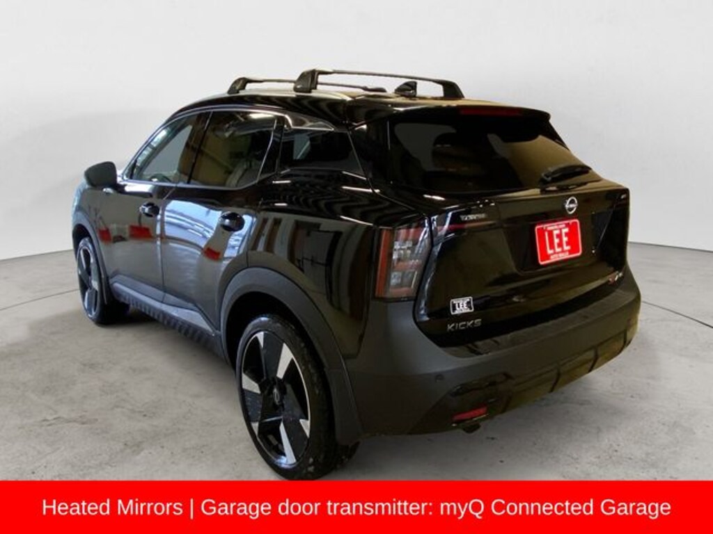 New 2026 Nissan Kicks SR SUV