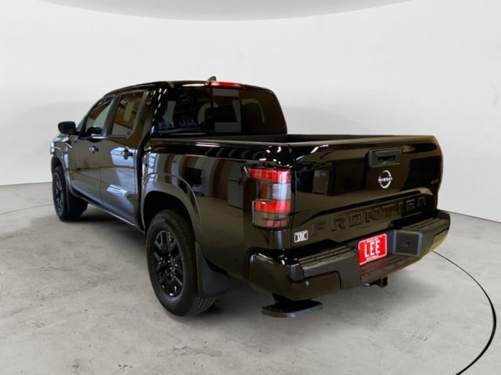 New 2026 Nissan Frontier SV Truck Crew Cab