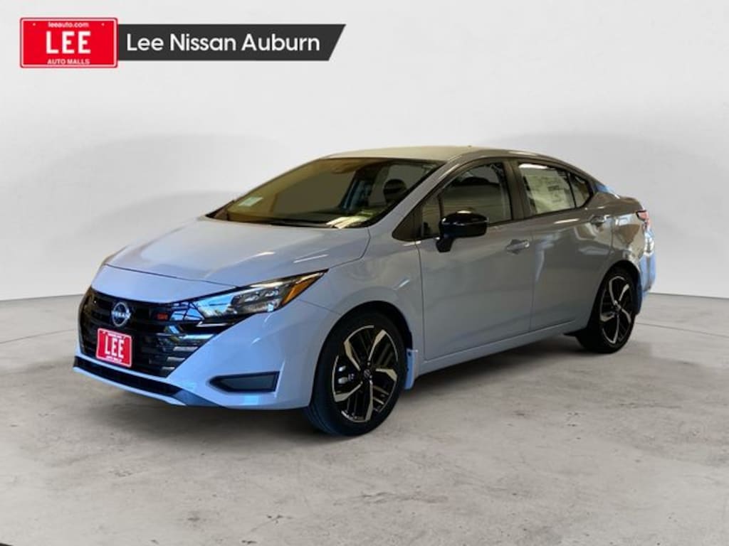 New 2025 Nissan Versa 1.6 SR Sedan
