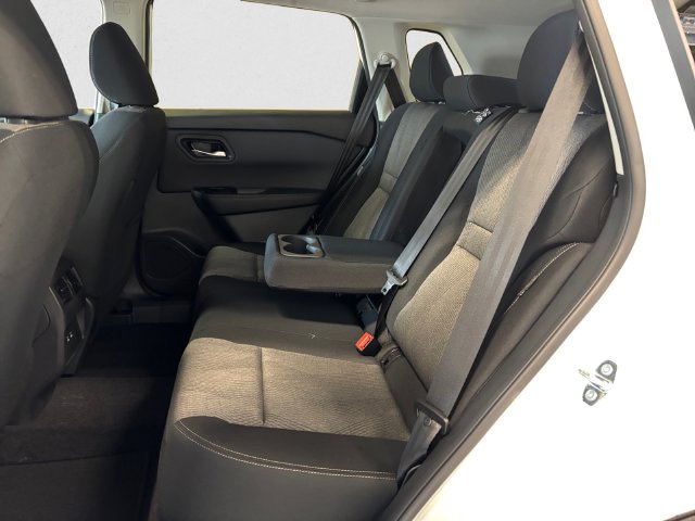 2026 Nissan Rogue SV - Photo 14