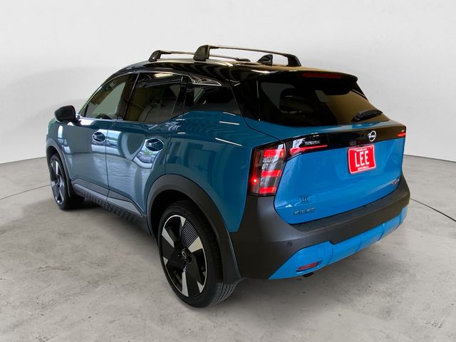 2025 Nissan Kicks SR photo 3