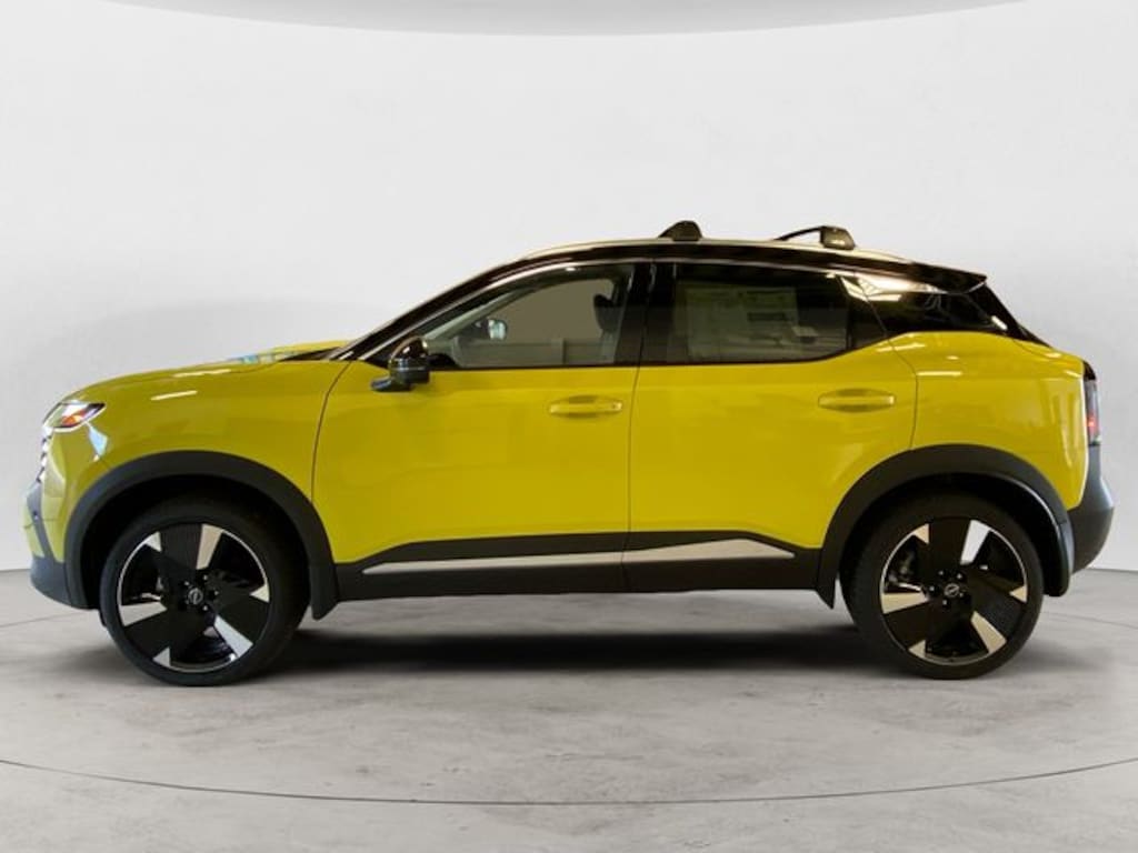 New 2026 Nissan Kicks SR SUV