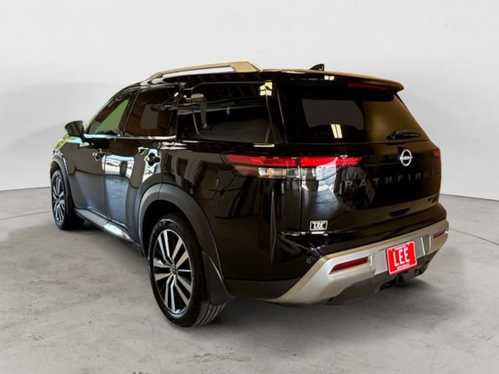 Certified 2024 Nissan Pathfinder Platinum SUV