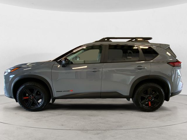 2025 Nissan Rogue SV photo 2