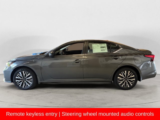 New 2026 Nissan Altima SV Sedan