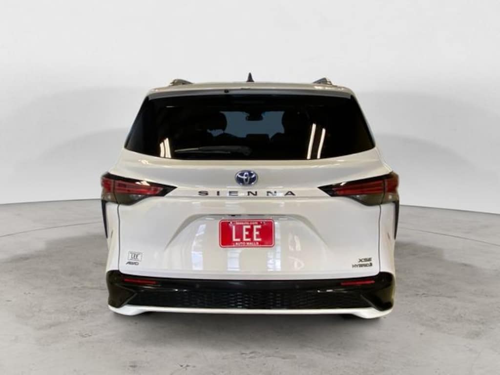 Used 2022 Toyota Sienna XSE Van Passenger Van