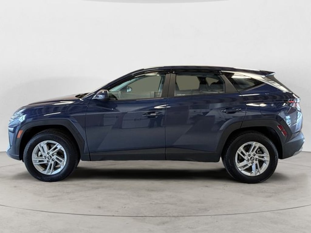 Used 2025 Hyundai Tucson SE SUV