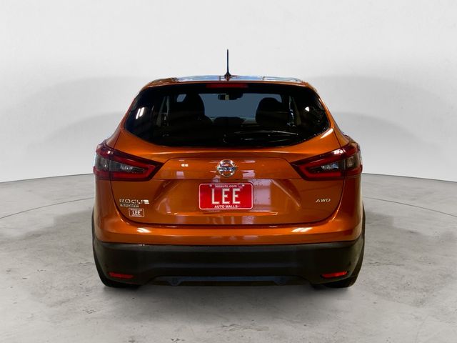 2022 Nissan Rogue Sport S photo 3