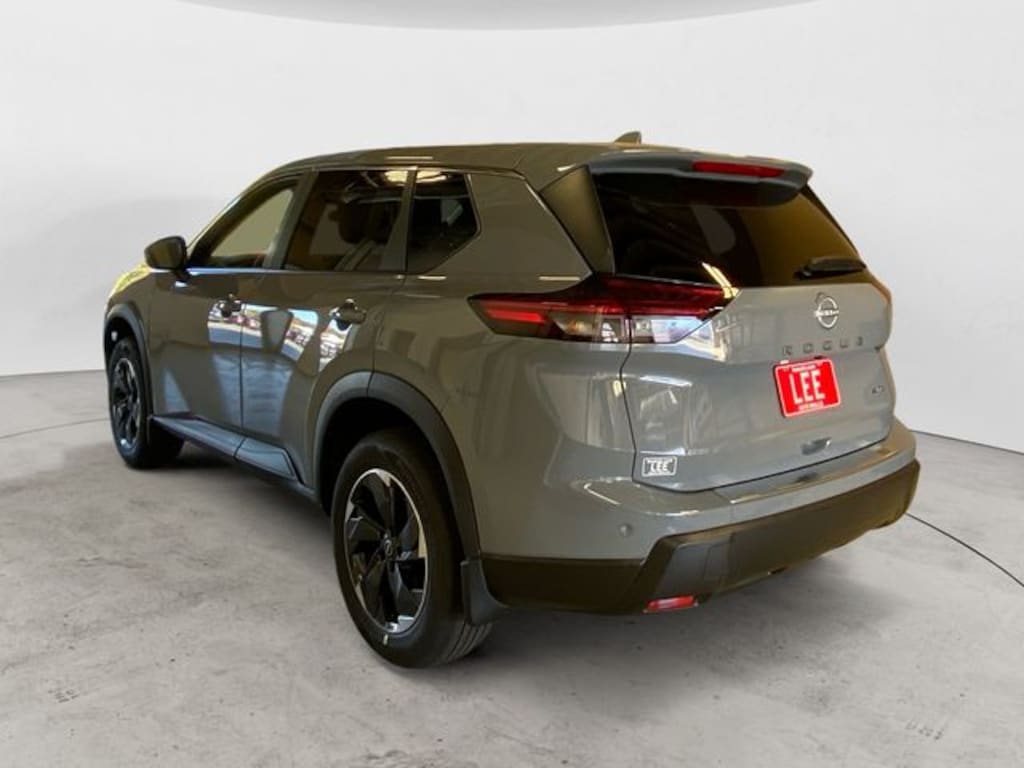 New 2026 Nissan Rogue SV SUV
