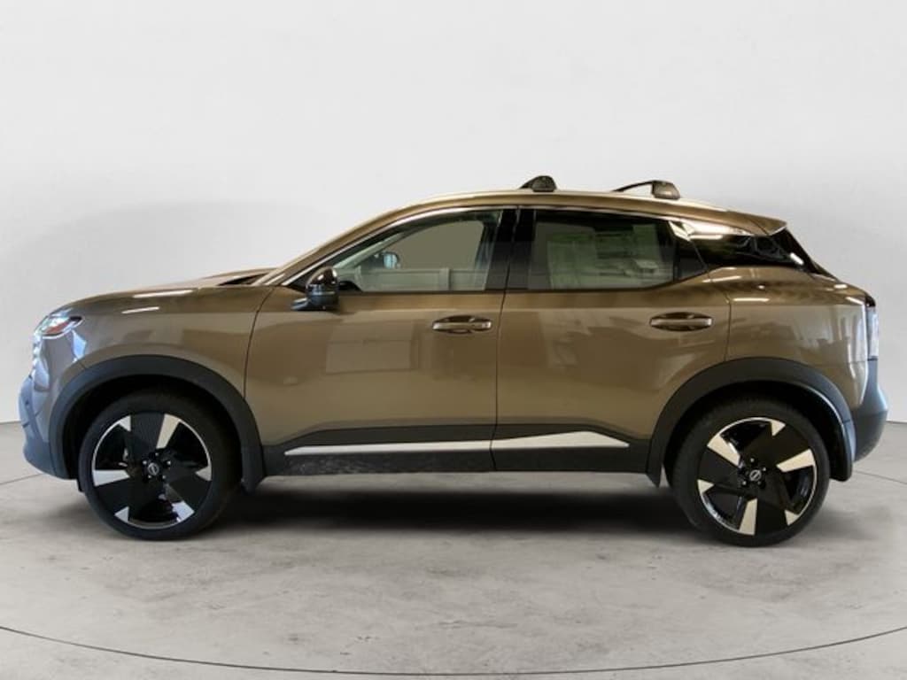 New 2026 Nissan Kicks SR SUV