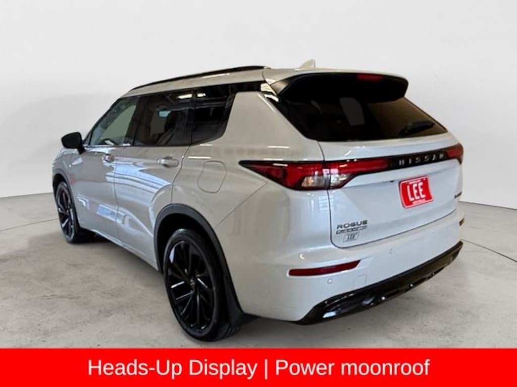 New 2026 Nissan Rogue Plug-In Hybrid Platinum SUV