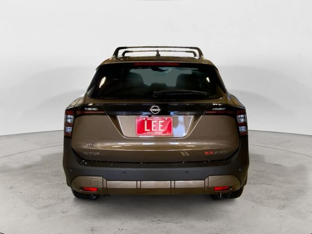 New 2026 Nissan Kicks SR SUV