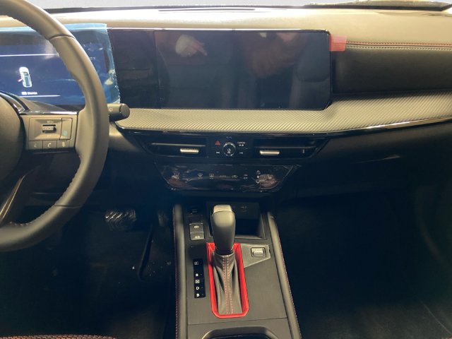 2026 Nissan KICKS SR AWD - Photo 11