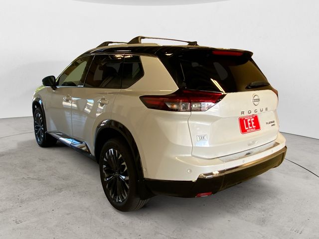 2026 Nissan Rogue Platinum photo 2