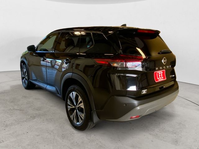 2021 Nissan Rogue SV photo 3