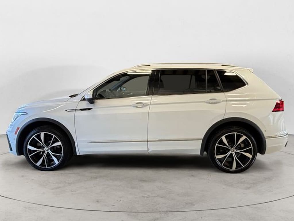 Used 2024 Volkswagen Tiguan 2.0T SEL R-Line SUV